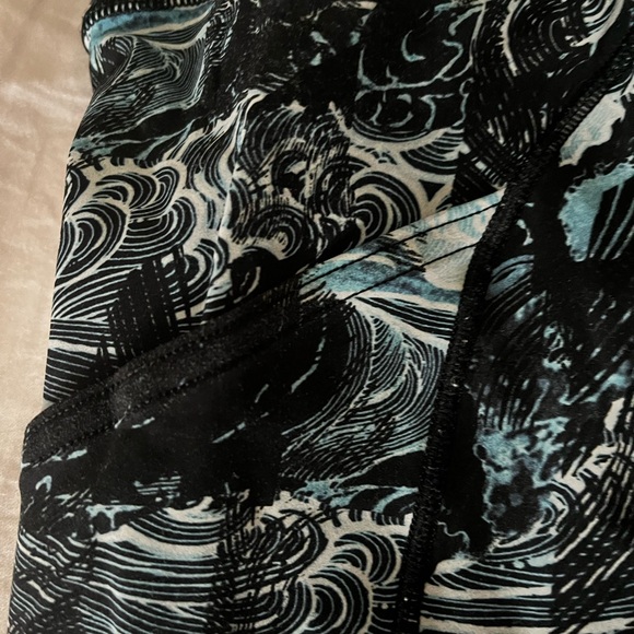 Cropped Lululemon leggings - Picture 5 of 5